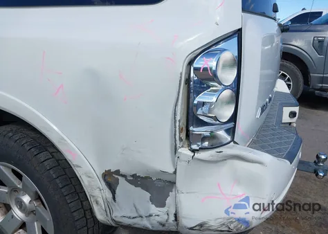 2010 Nissan Armada Platinum из США, поврежденный, VIN 5N1BA0ND0AN605895